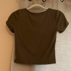 Green cropped T-shirt